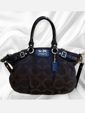 💯 COACH Sophia Black Signature Canvas Satchel
